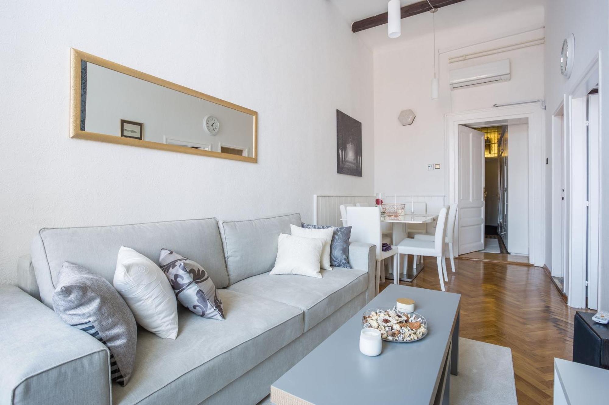 Apartment Katarina By Blueapartments Zagreb Ngoại thất bức ảnh
